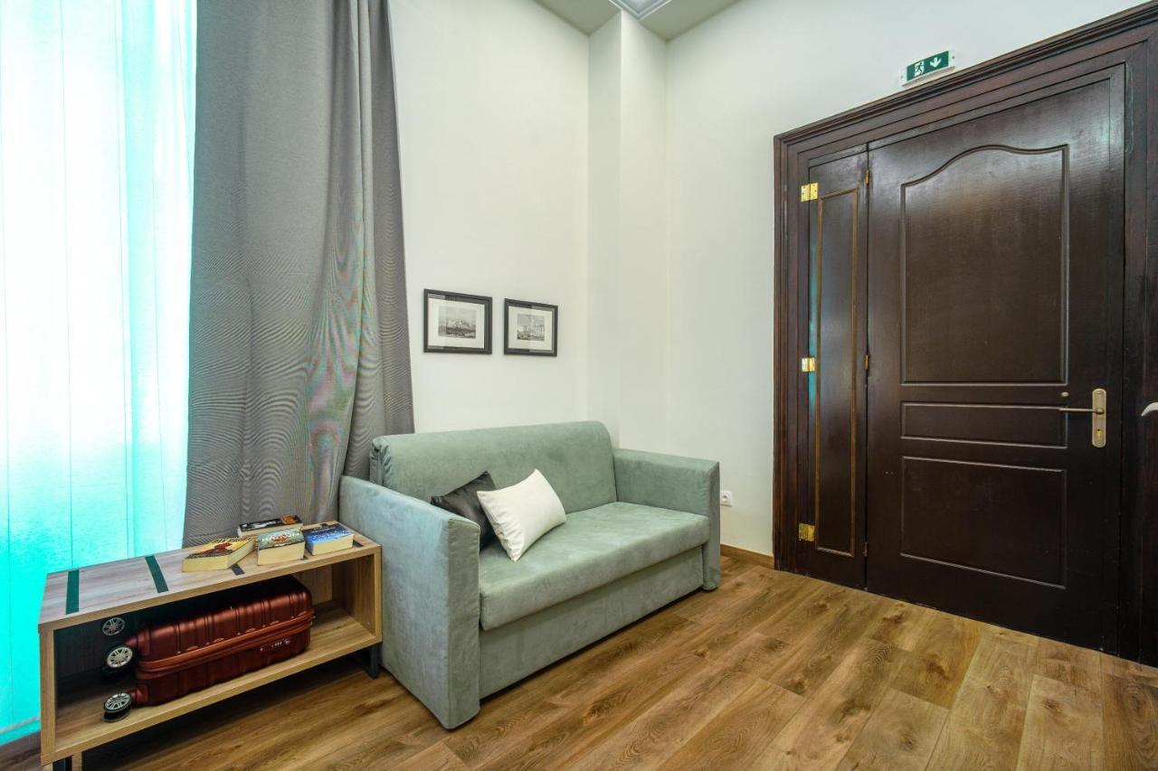 Karma Athens Aparthotel Exterior photo