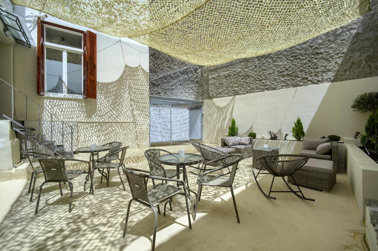 Karma Athens Aparthotel Exterior photo