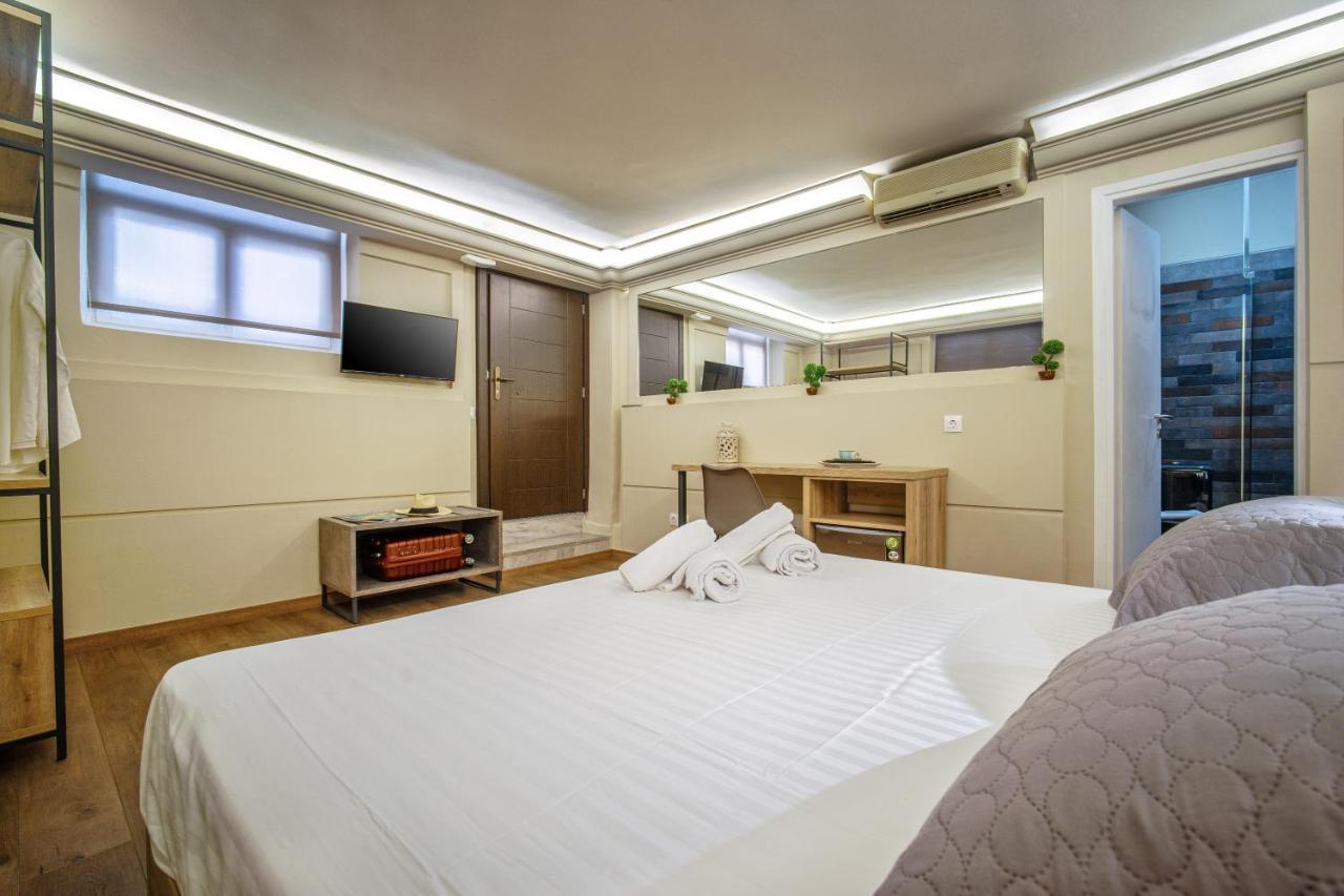 Karma Athens Aparthotel Exterior photo