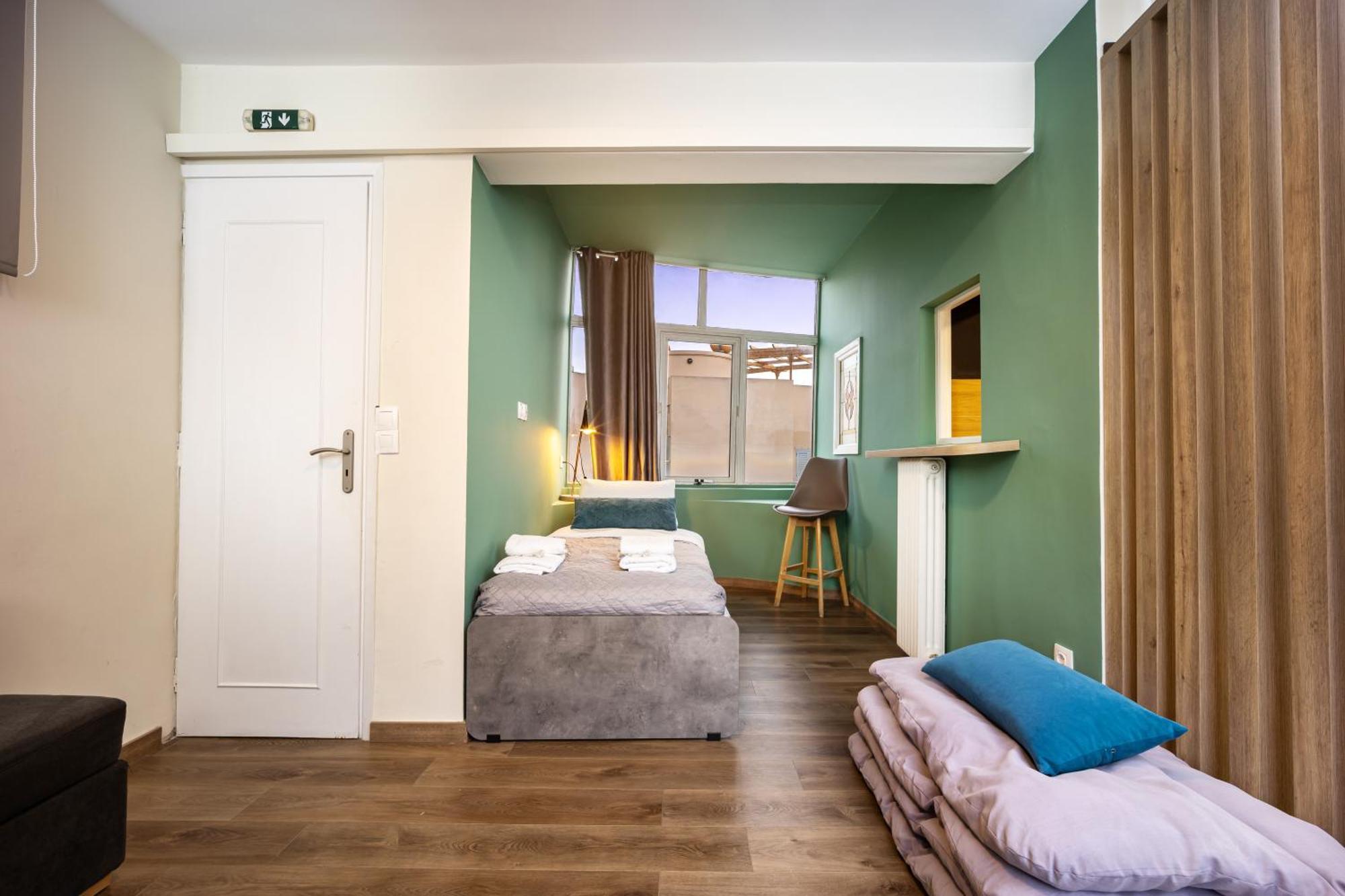 Karma Athens Aparthotel Exterior photo