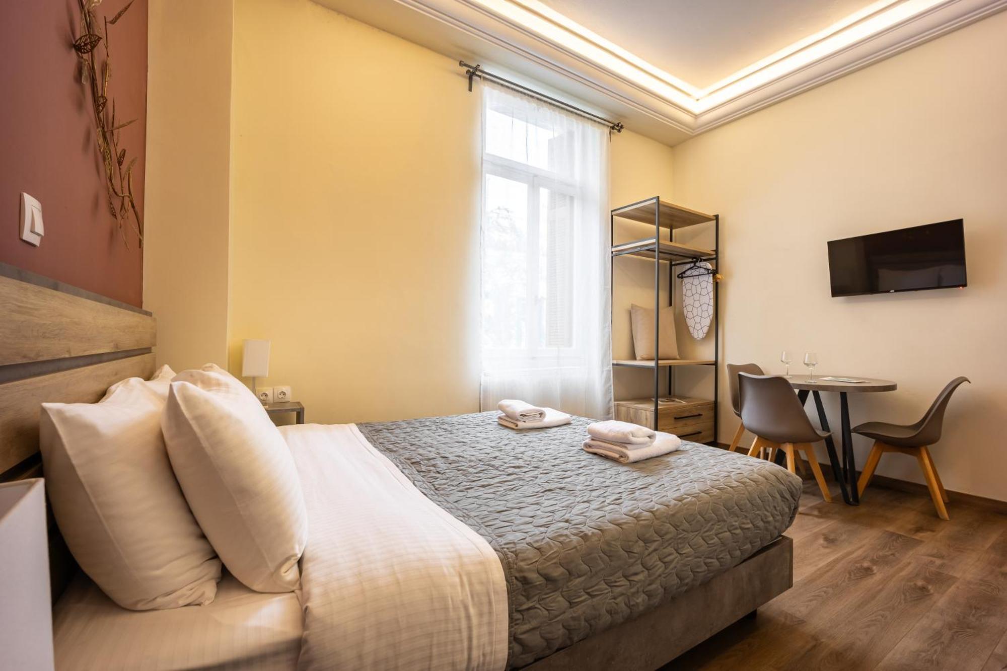 Karma Athens Aparthotel Exterior photo